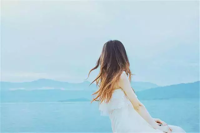心累没人懂的说说 感到心累和压抑的伤感句子图片