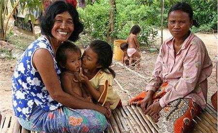 柬埔寨的“女人岛”，岛上无一个成年男人，女人们自给自足