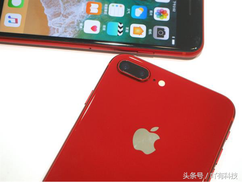 iPhone8鲜红色版入门感受：长相没谁了