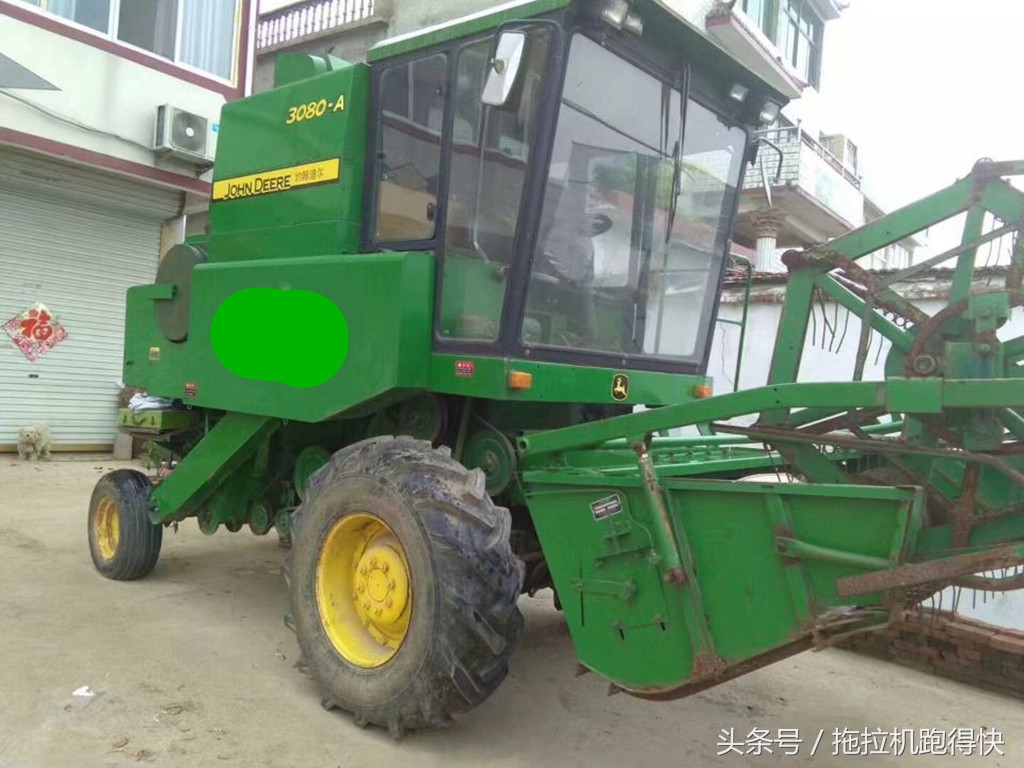 2010年的約翰迪爾3080收割機(jī)，現(xiàn)在還是收麥子的好機(jī)器