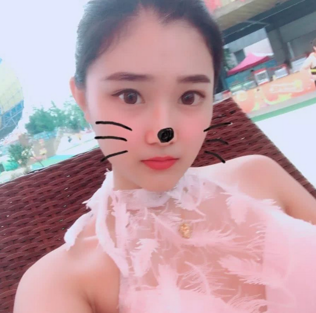 扼腕叹息!滴滴打车遇害女生\