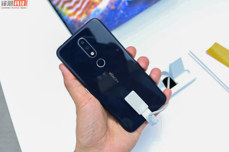 千元手机中，一个能打的也没有？Nokia X6当场入门感受