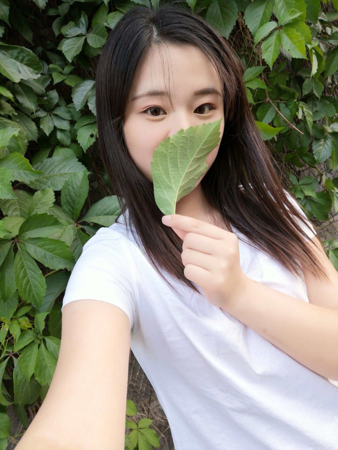 荣耀10试用报告:漂亮小姐姐用完差点儿不愿还给了