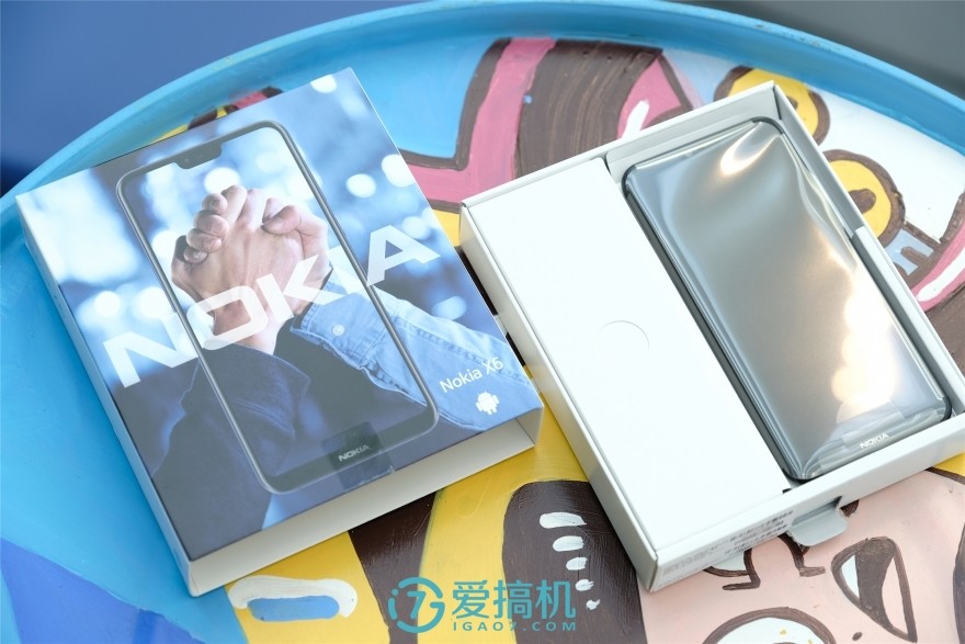 诺基亚X6上手体验：千元最值刘海屏，诚意满满！