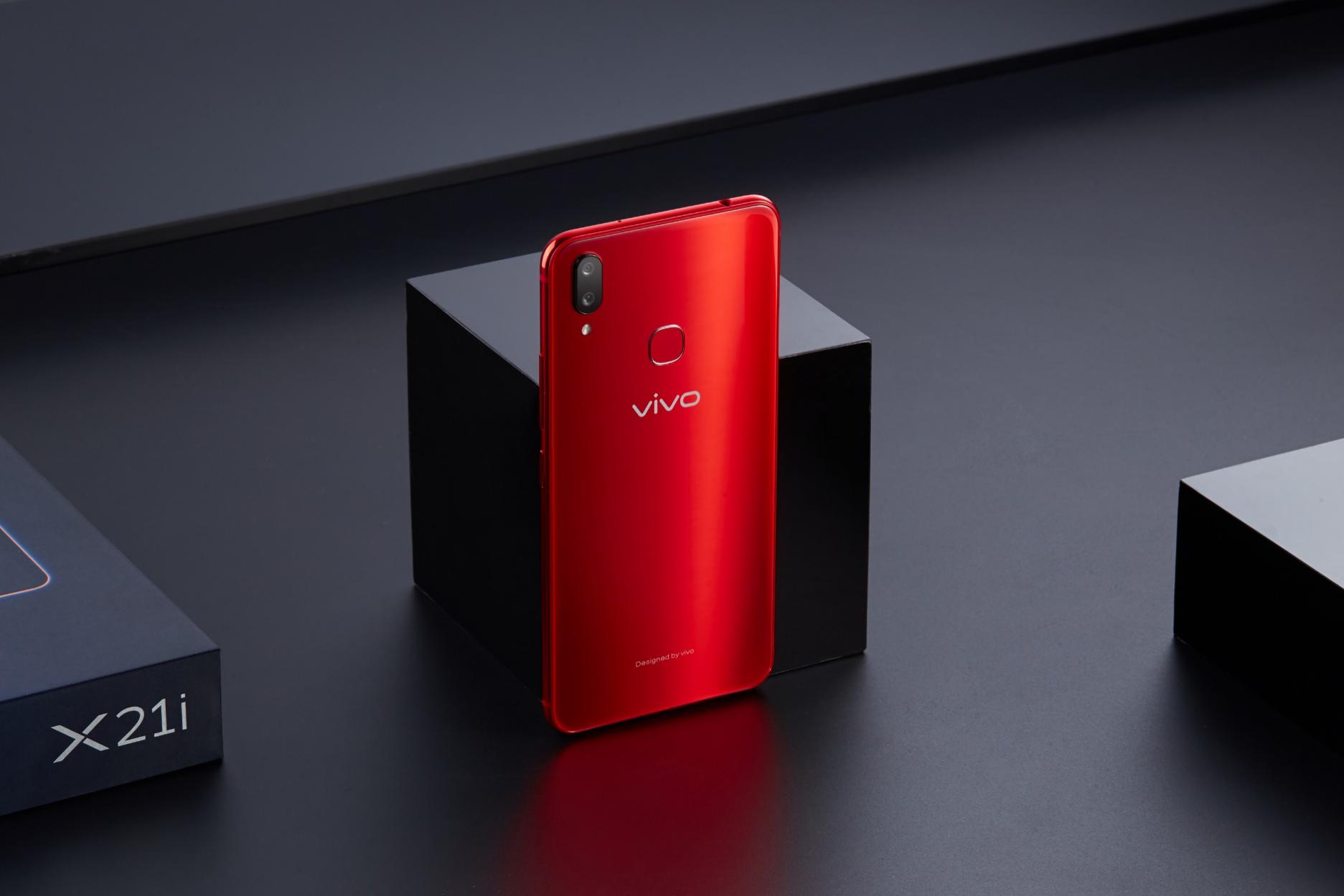 vivo X21i真机图赏：全新升级设计语言与完美加工工艺的顶峰之作