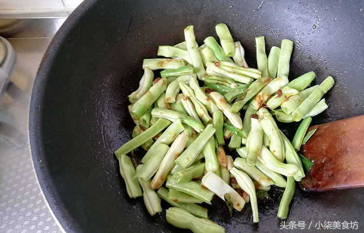 图片[5]-这两个食材一起吃 味道比肉香 我家一周吃3次 夏天吃不上火-起舞食谱网