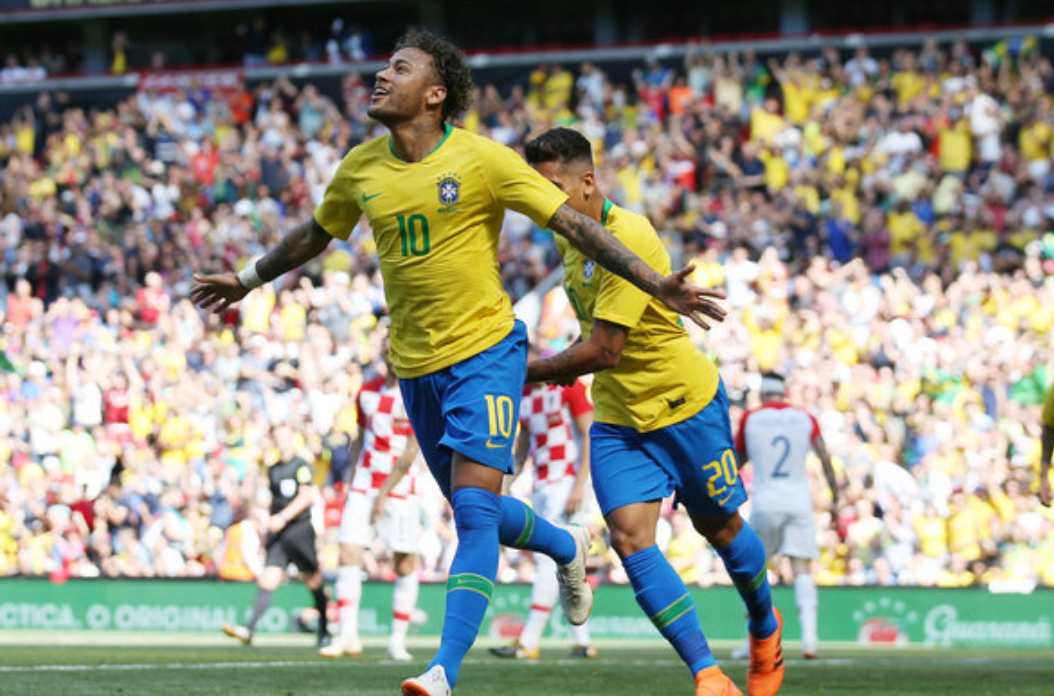 巴西世界杯巴西vs克罗地亚(巴西2:0战胜克罗地亚,内马尔与菲儿米诺