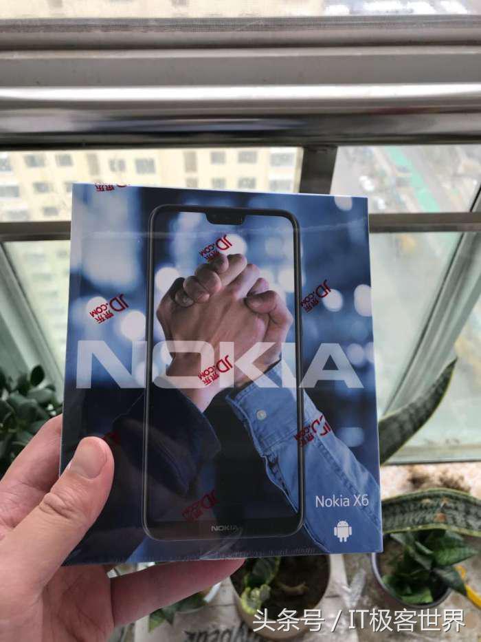 不谈“情结”, NokiaX6性价比高“神器”拆箱感受