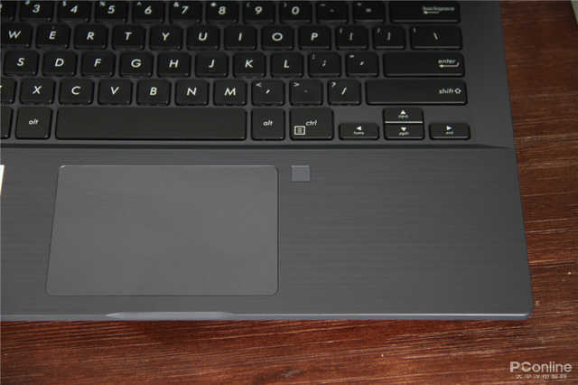 内存槽外加双硬盘 这才是一台能用很久的轻薄本