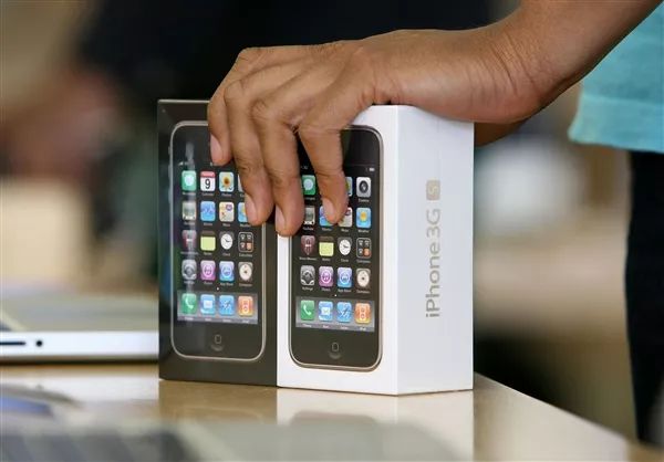 「情结」260元的iPhone你够买？新版本iPhone6再发布