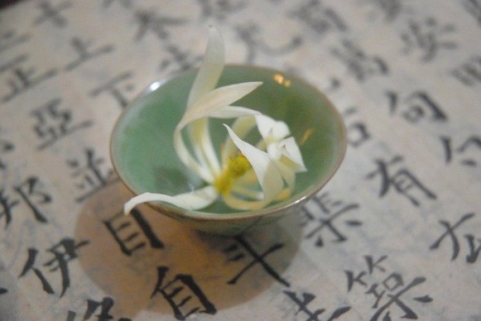 白居易这首诗飘香千年，劝你做一个善良之人-第2张图片-非凡网