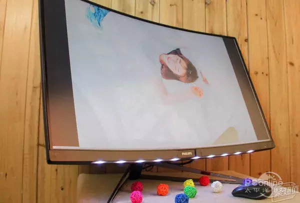 城会玩！1440P显示器竟然能秒变4K？