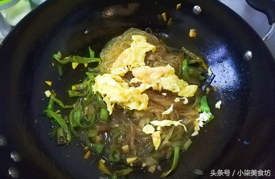 图片[8]-这菜没有肉也好吃 隔三差五炒上一大盘 爽口下饭 做法简单美味-起舞食谱网