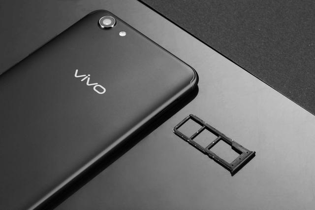 vivo Y71仅售1398要换置手机的同学们享清福啦