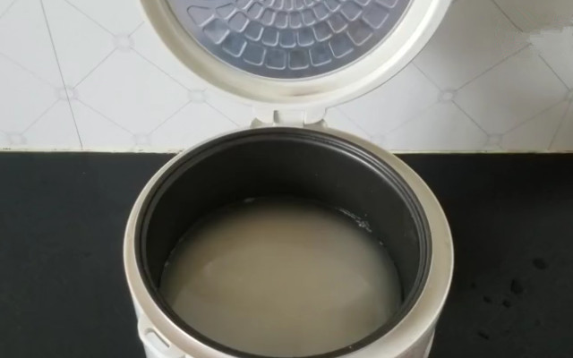 圖片[4]-在家自制糯米切糕 只需兩種簡單食材 香甜軟糯 怎么吃都不夠！-起舞食譜網