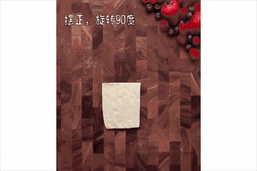 揭秘拿破仑酥制作零失败的秘密，5款千层酥制作配方集锦……