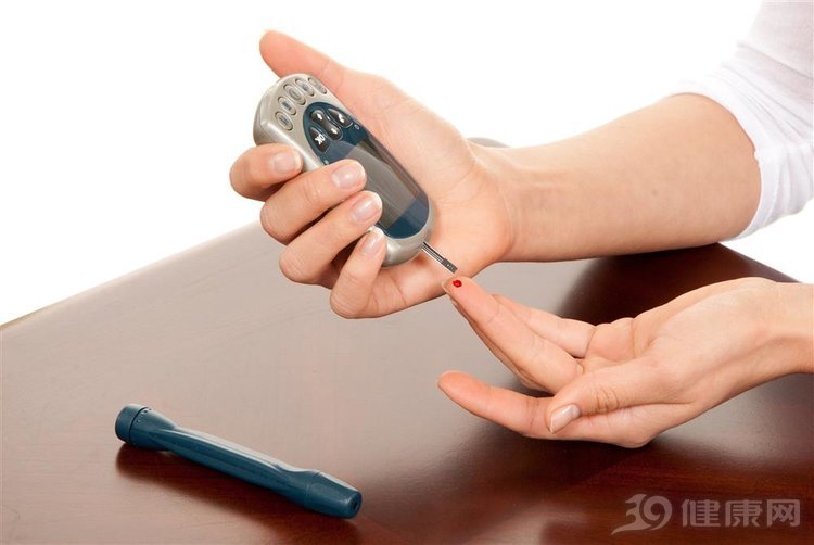 请回答：测血糖的4个步骤，你做对了吗？没多少人会说是！