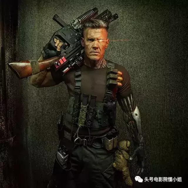 又有观众爽到了!牛片《边境杀手》再出续集 “灭霸”端枪突突突