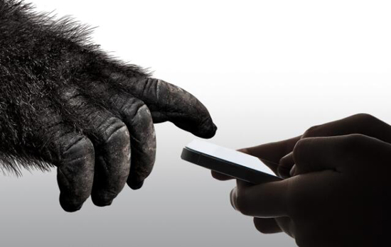你能摔2年的手机屏：康宁第六代大猩猩玻璃公布