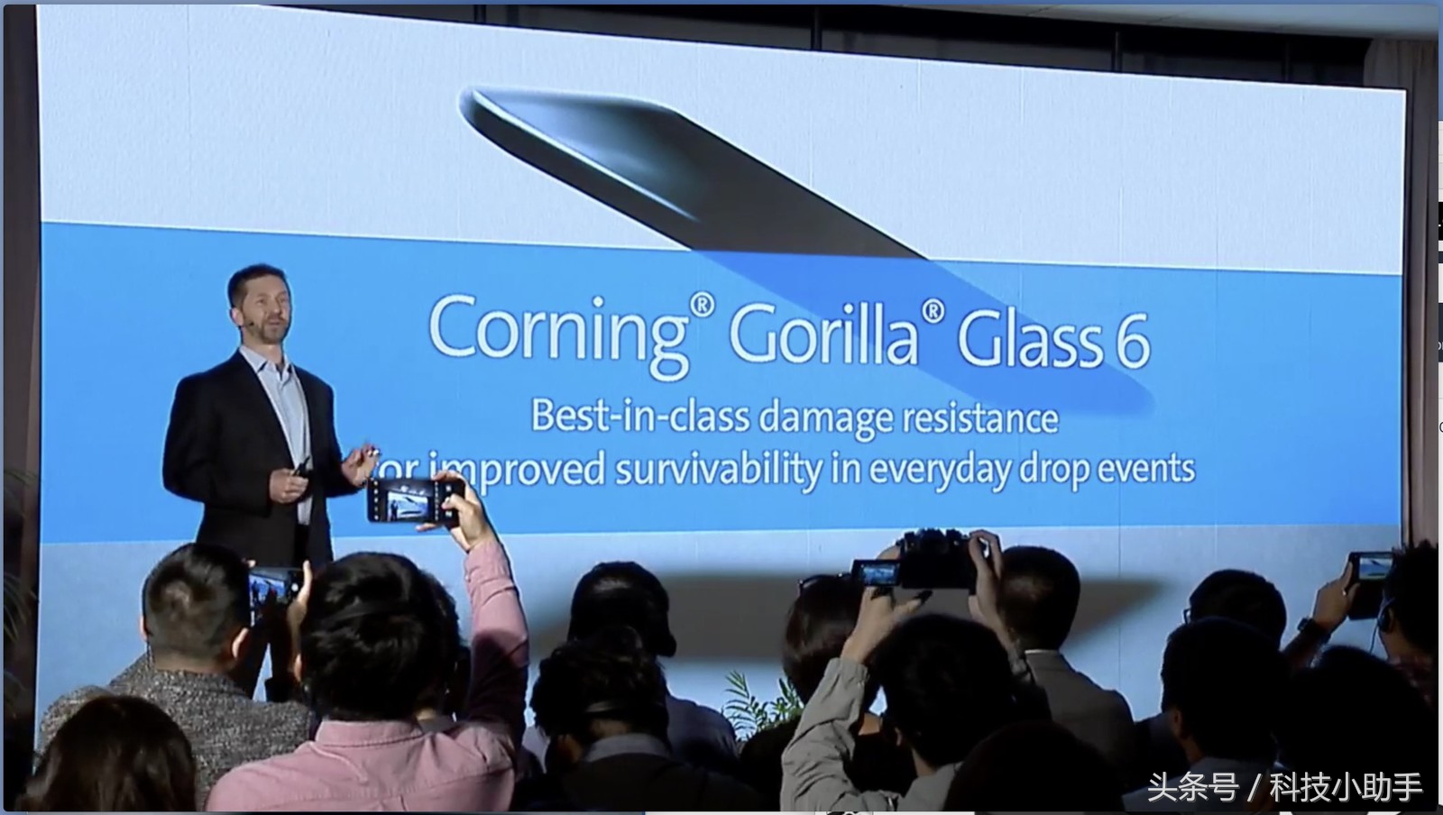 康宁发布第六代大猩猩玻璃：可供手机上摔15次也不裂！