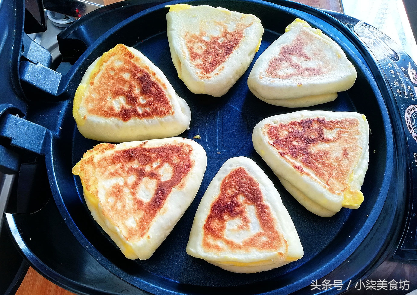 图片[17]-面粉别再蒸馒头包子了 试试这样做饼 外面买不到 做法超级简单-起舞食谱网