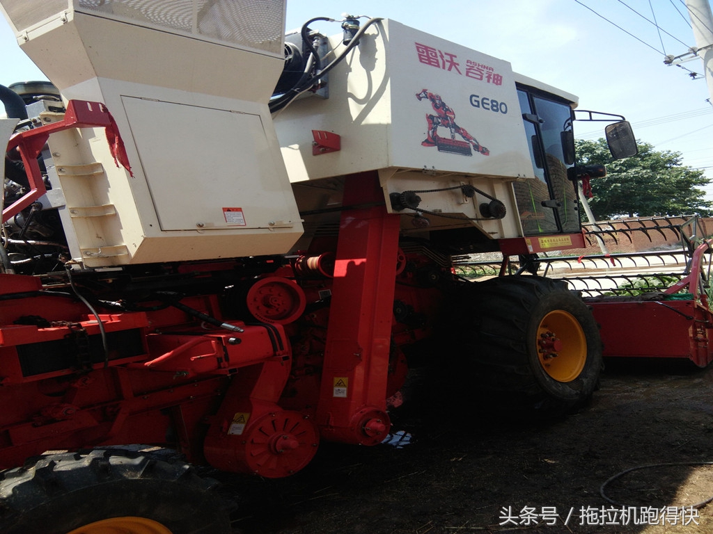 割了一季麥子的GE80收割機(jī)，算一下賬，10年也回不了本