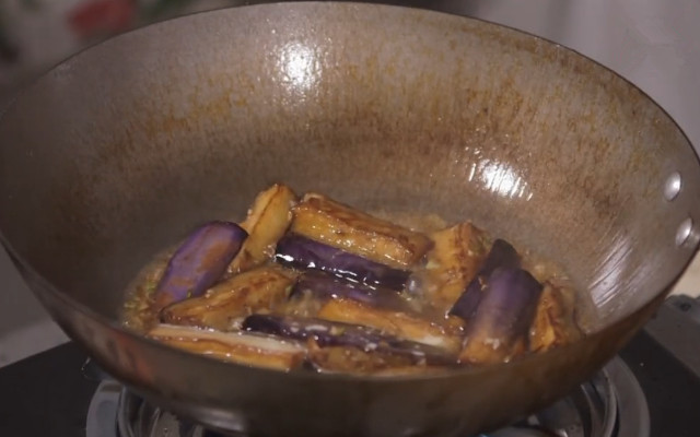 圖片[5]-紅燒茄子做法 外酥里嫩 味美多汁-起舞食譜網(wǎng)