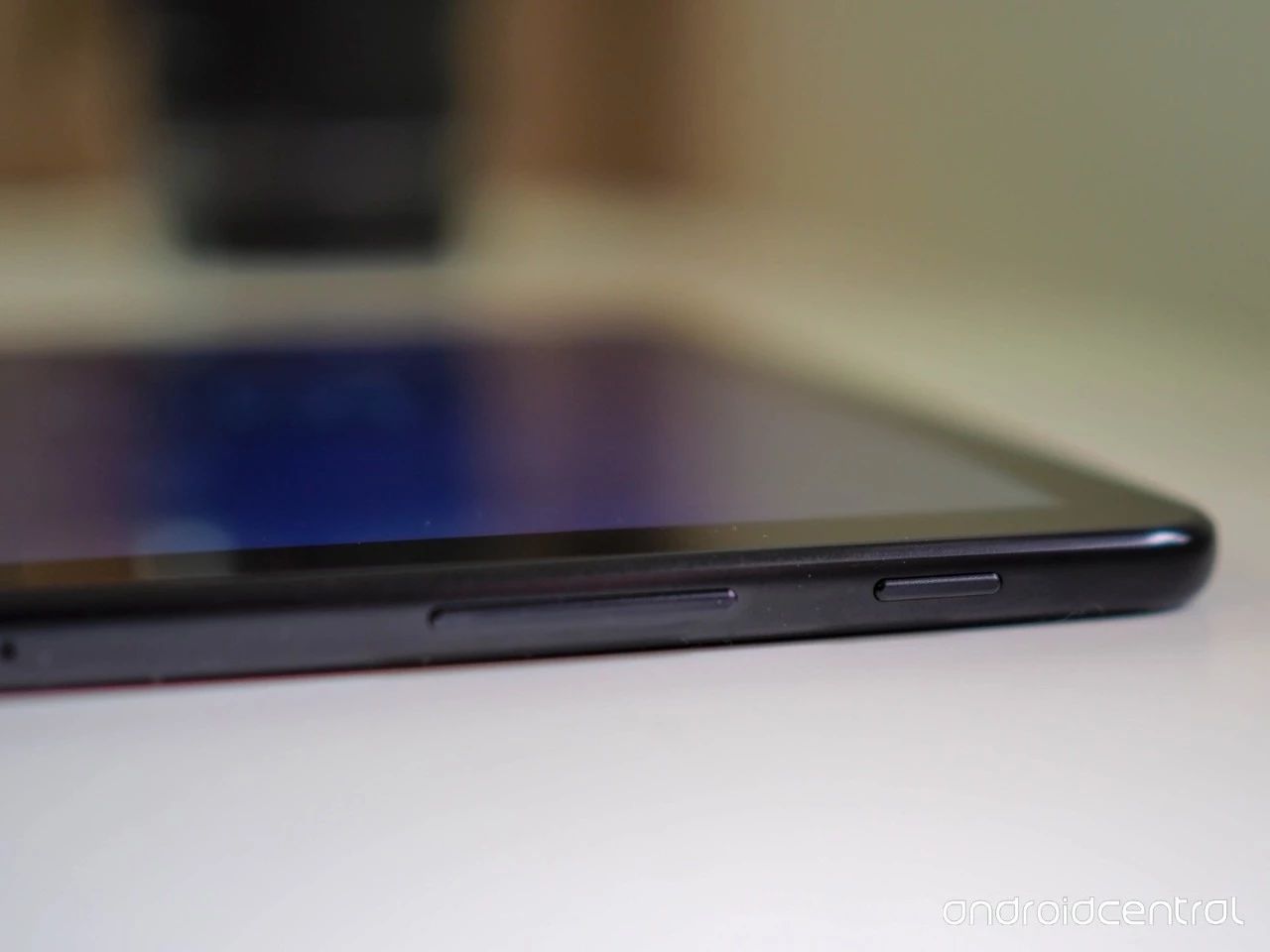 和iPad Pro一较高下，三星Galaxy Tab S4公布详评！
