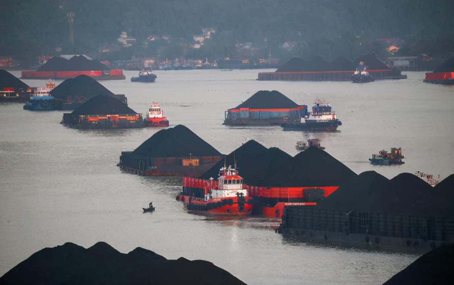 哪來的回哪去！ 澳媒稱收到中國明確答复，價值10億煤炭全被退貨