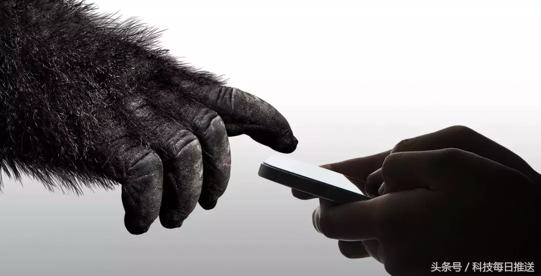 手机碎屏将成为历史？OPPO新机首发第六代大猩猩玻璃