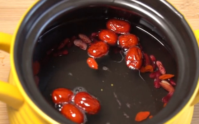 图片[6]-枸杞枣豆汤，立秋过后喝，无疑是一道养生佳品，众所周知，红-起舞食谱网