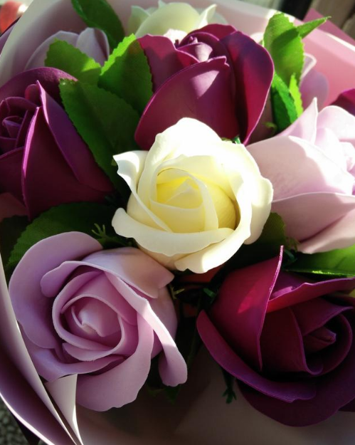 情人节|祝大家七夕情人节快乐，鲜花送给朋友们，拿走送给自己的爱人吧