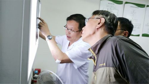 “扶贫济困施仁术，博济苍生惠基层”——访长春恒康中医医院院长傅警龙