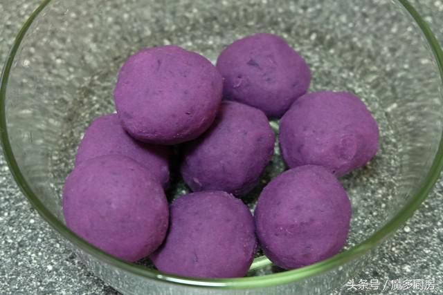 月饼别再买了，自己做的营养又健康，甜而不腻，做法很简单！