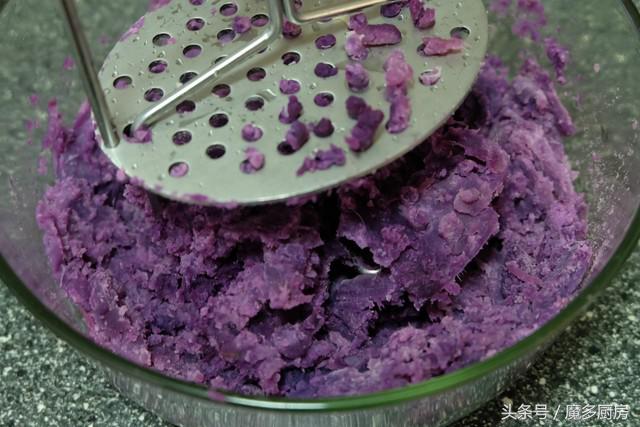 月饼别再买了，自己做的营养又健康，甜而不腻，做法很简单！