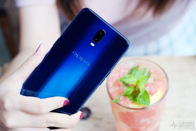 OPPO R17评测：一部能让OPPO再赢一次的新网红