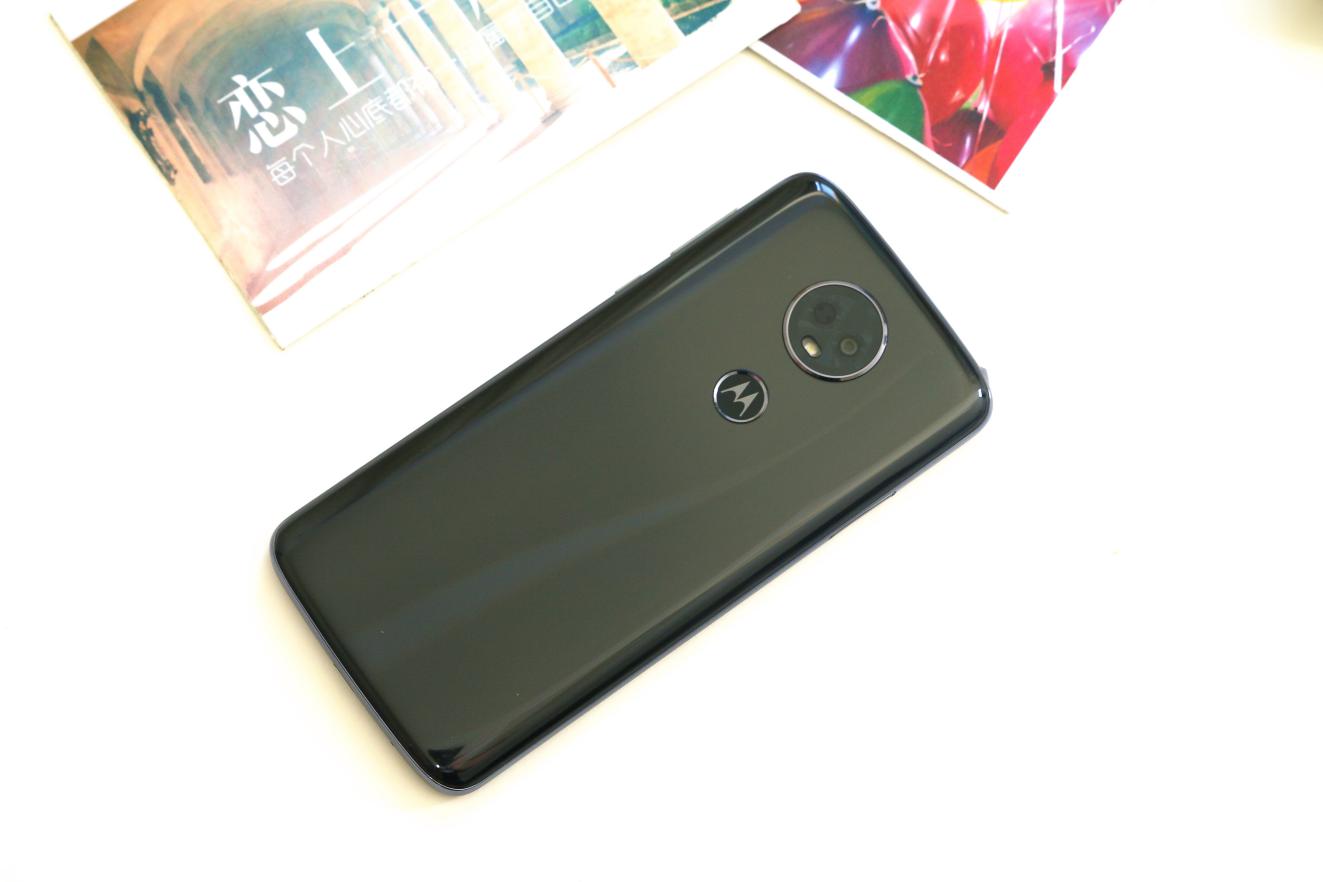 长续航用户的必选手机，motorola e5 plus上手体验