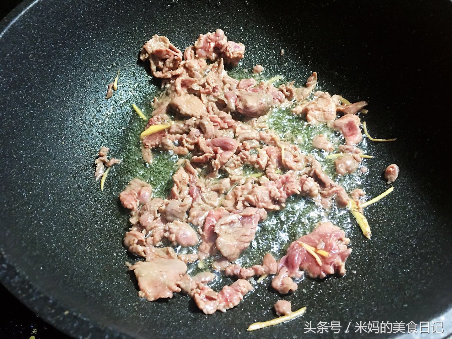 图片[7]-杏鲍菇炒牛肉做法步骤图 促进骨骼生长和大脑发育营养美味易吸-起舞食谱网