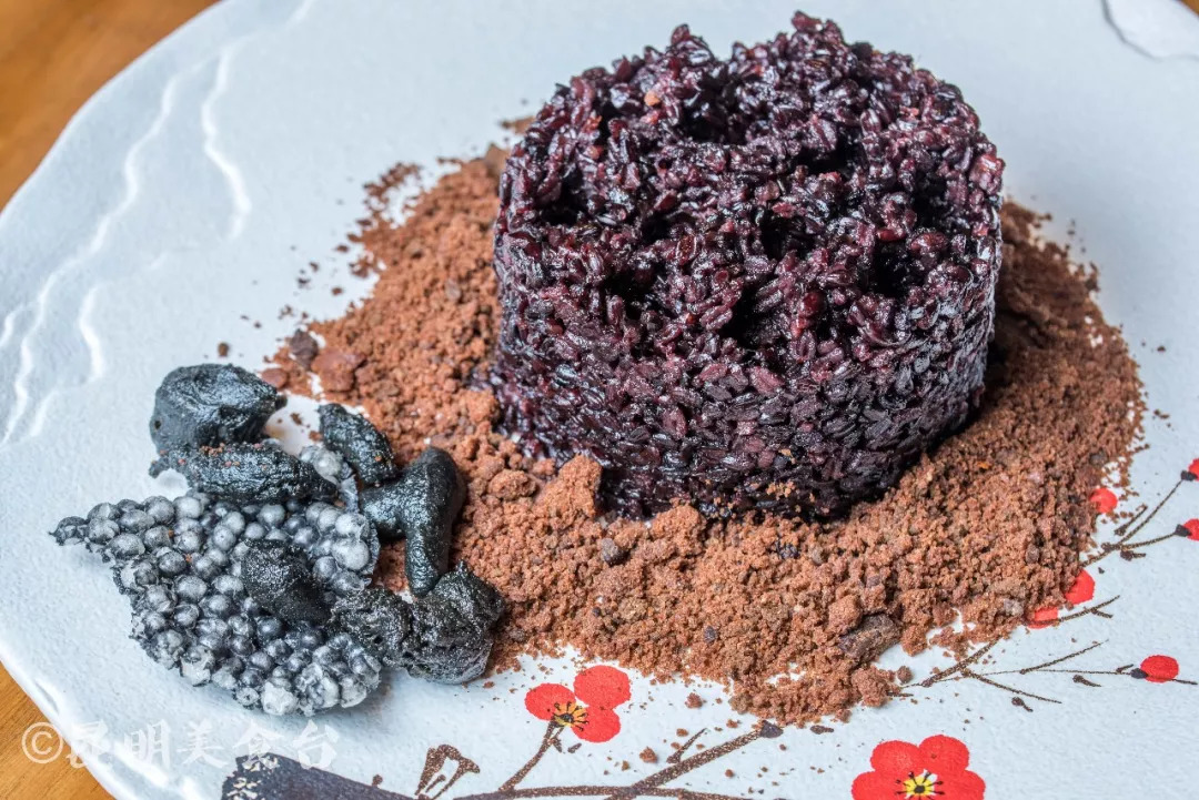 Allegedly this is, kunming sweethearts loves the place that go most, but " look up at sky "