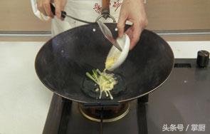 猪尾巴怎么做好吃？教您做黄豆猪尾，酱香浓郁，香浓入味