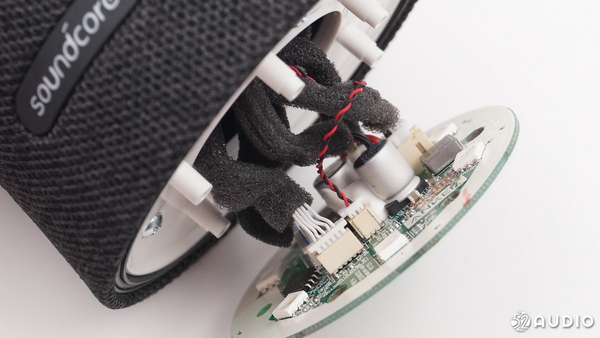 三款热门TWS真无线蓝牙音箱深度拆解，方案全面解析