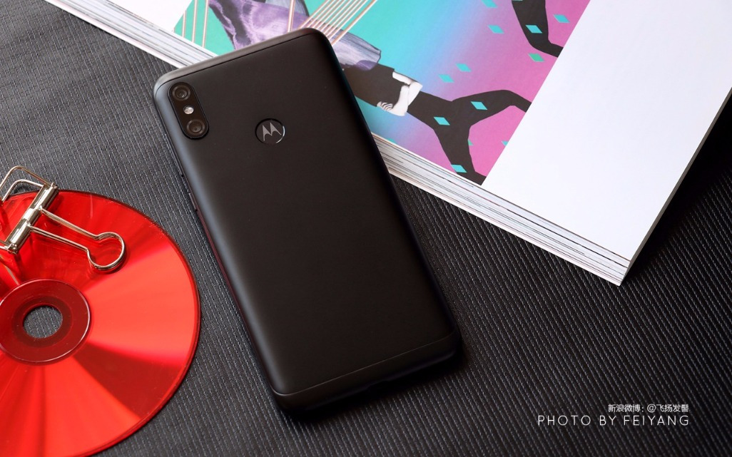 較長續(xù)航力商務(wù)接待范，這款motorola p30 note非常值得了解一下！