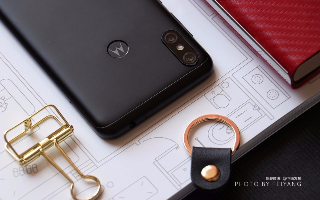 較長續(xù)航力商務(wù)接待范，這款motorola p30 note非常值得了解一下！