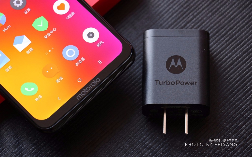 較長續(xù)航力商務(wù)接待范，這款motorola p30 note非常值得了解一下！