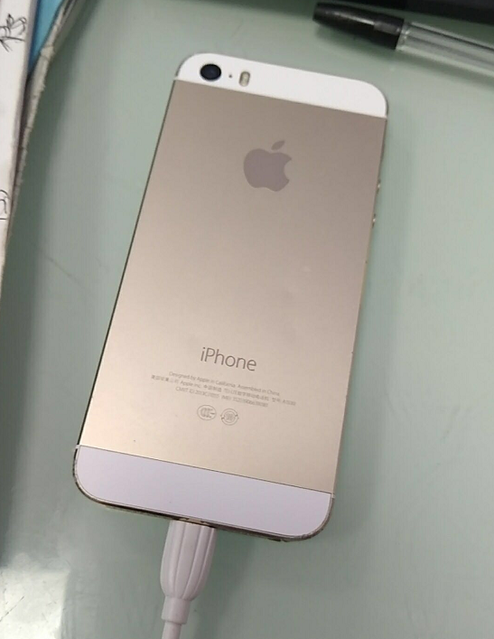 选大运行内存iPhone5s当备用机，系统软件是产品卖点之一！