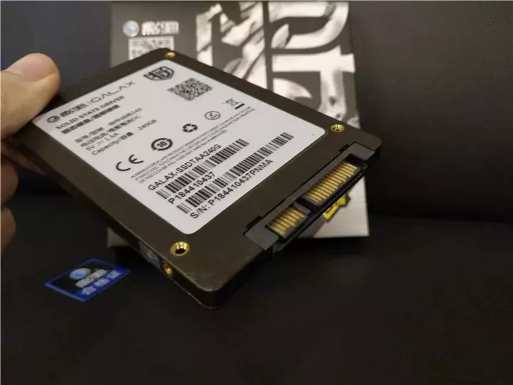 SSD固态硬盘怎么安装？固态硬盘安装教程