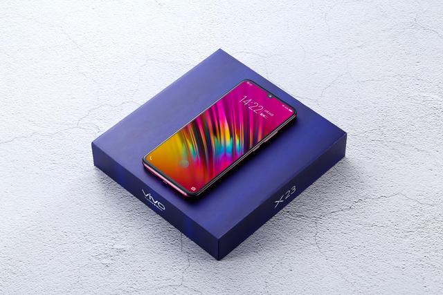 vivo x23全服务平台发售，3498元，屏下指纹加超广角镜头特点