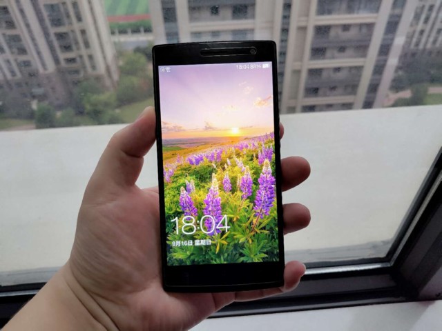 在淘宝闲鱼160元下手OPPO Find7，这品相太意想不到了！