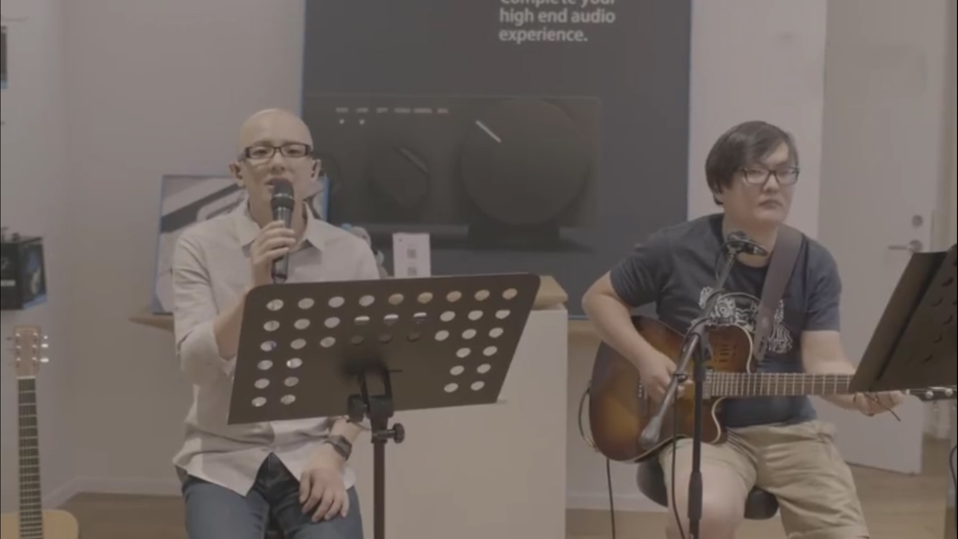 The singer sends a blessing another tenderness mid-autumn in safety deduce " I wish the person is long "