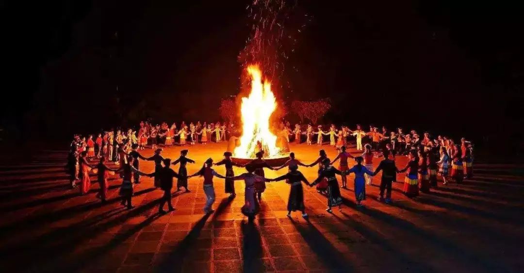 最经典的20首爱国诗歌，献给咱的国！-第4张图片-非凡网